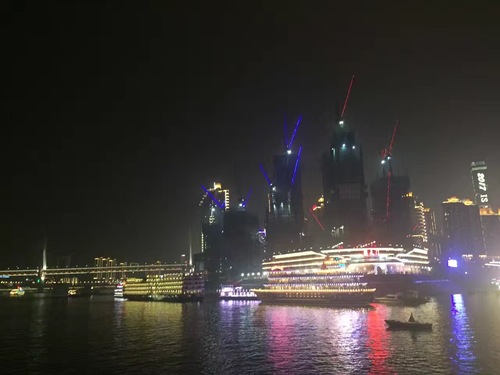 重庆夜色（许江）