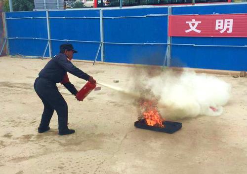 五公司安保人员治安、消防安全培训（段凯）