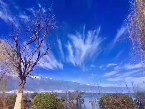 作者:马敏龙《海天一色》 作者:马敏龙《海天一色》