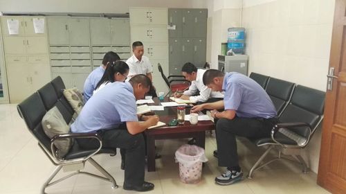 召开民主生活会 凝心聚力促发展（肖茜）