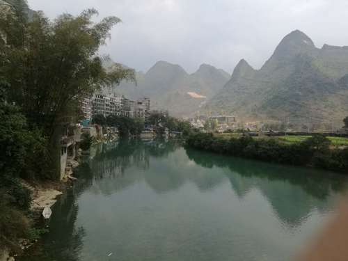 一滩古水    任波