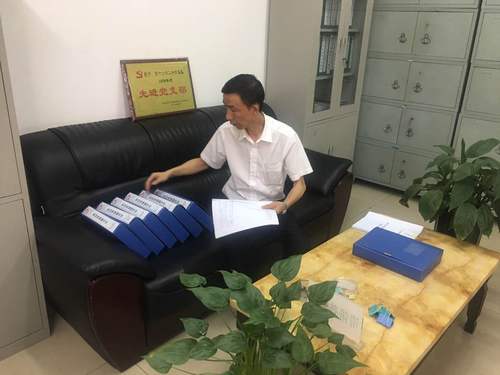 六公司26车队党支部“基层党建提升年”党建工作台账梳理完善简报