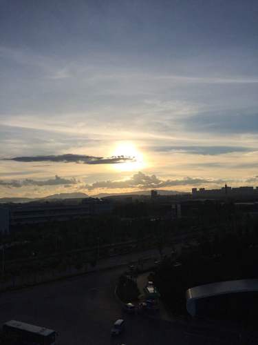 夕阳无限好-六公司四十一车队杨清川摄 夕阳无限好-六公司四十一车队杨清川摄