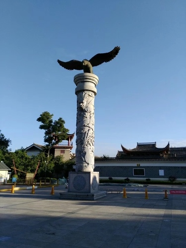作者:李文忠《彝族文化象征》 作者:李文忠《彝族文化象征》