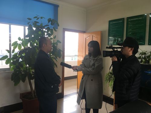 李冠泰帮助外地昏迷老人脱离险境1