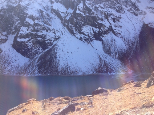 雪山湖泊
