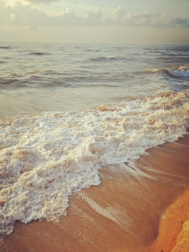 作者：崔华磊《浪花》